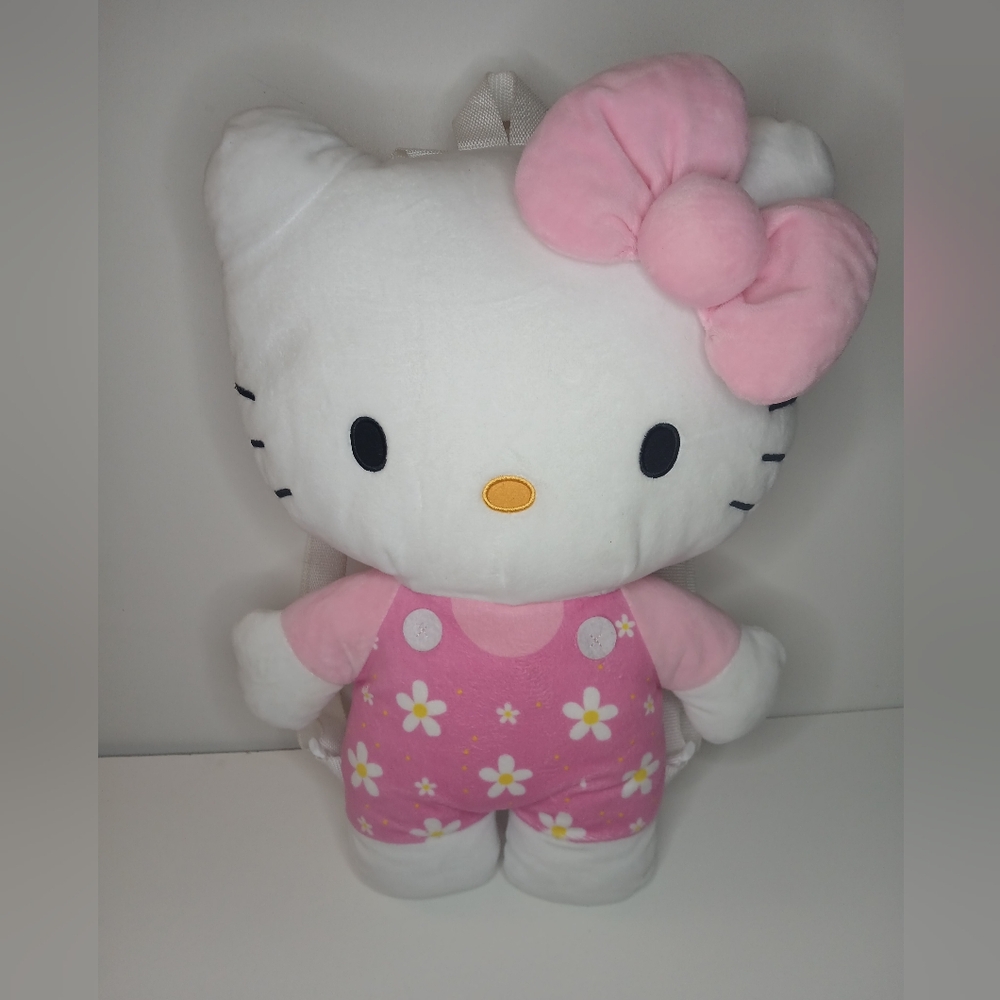 Hello Kitty Backpack Plush - Picture 1 of 6